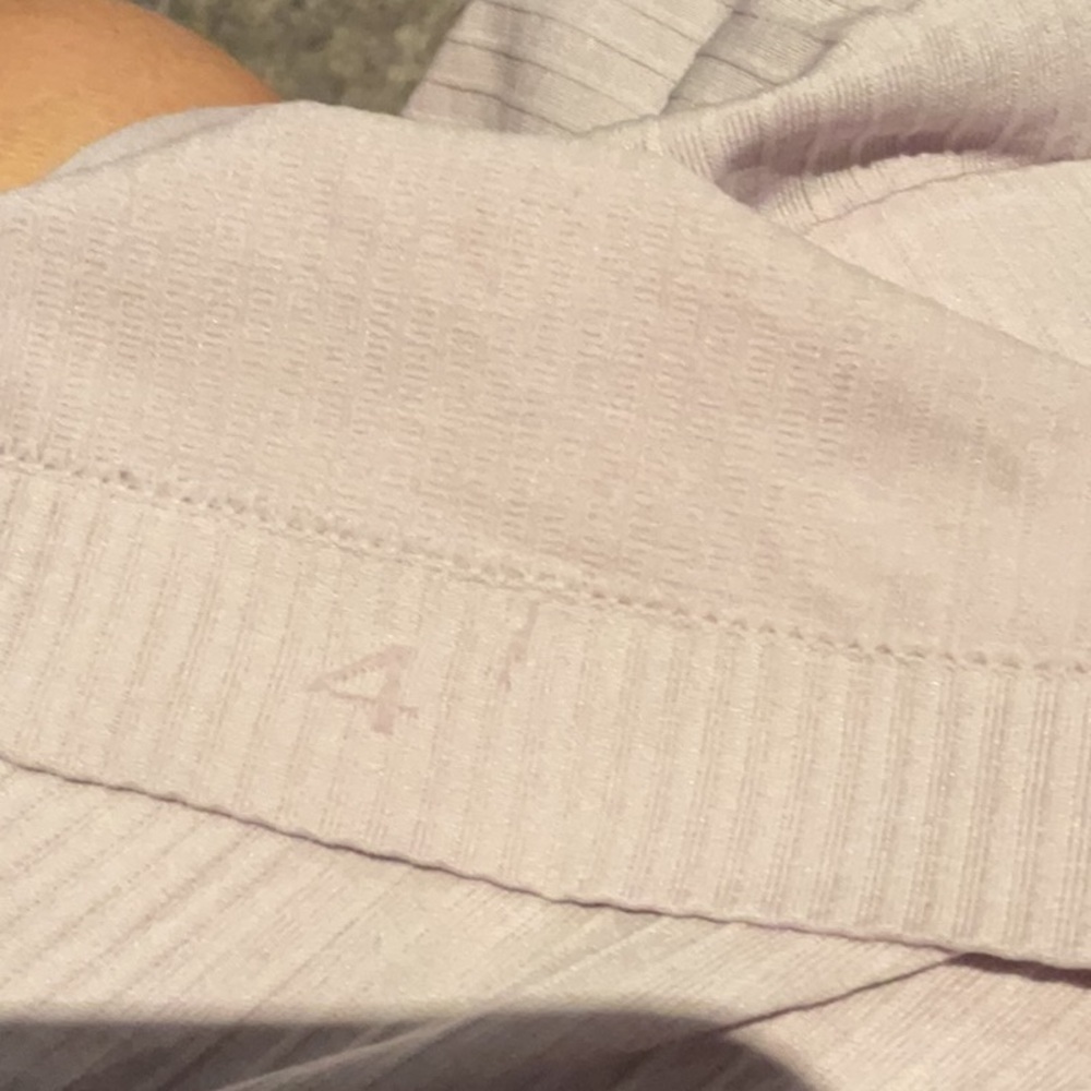 Lululemon Athletica White Fitted Sleeveless Tank Top - Picture 6 of 7